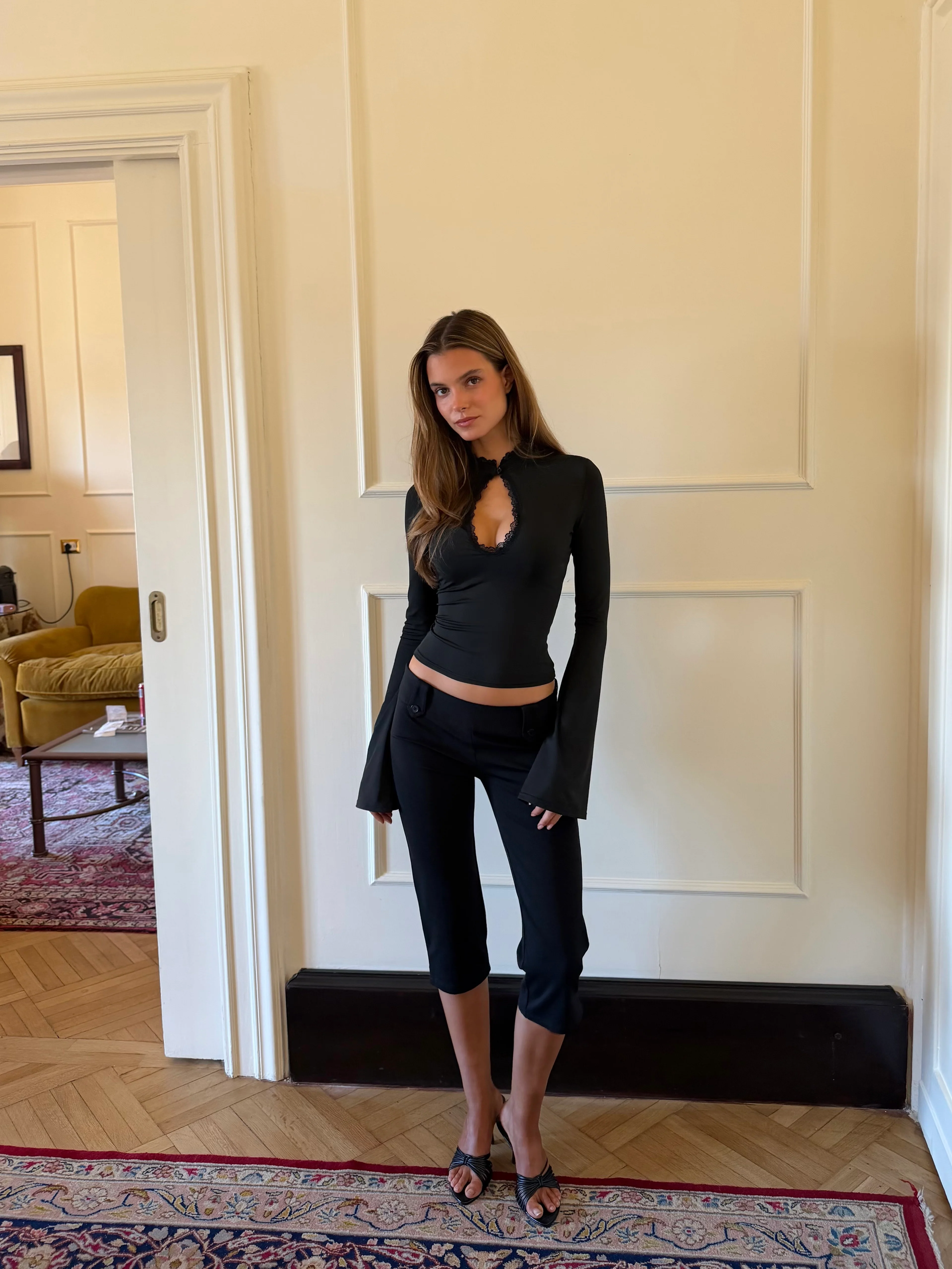 Baia Lace Long Sleeve Top - Schwarz - Image 7