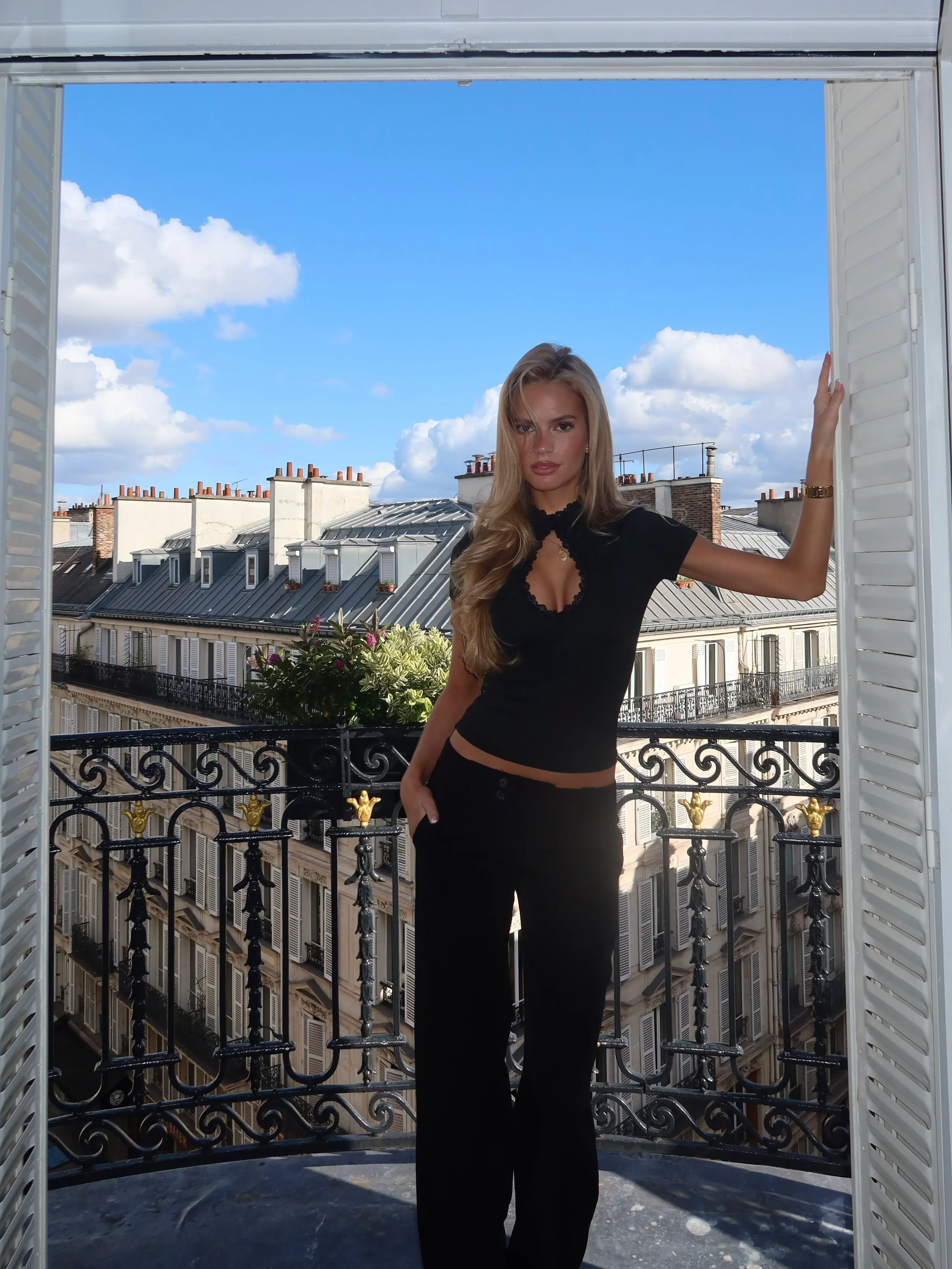 Baia Lace Top - Schwarz - Image 16