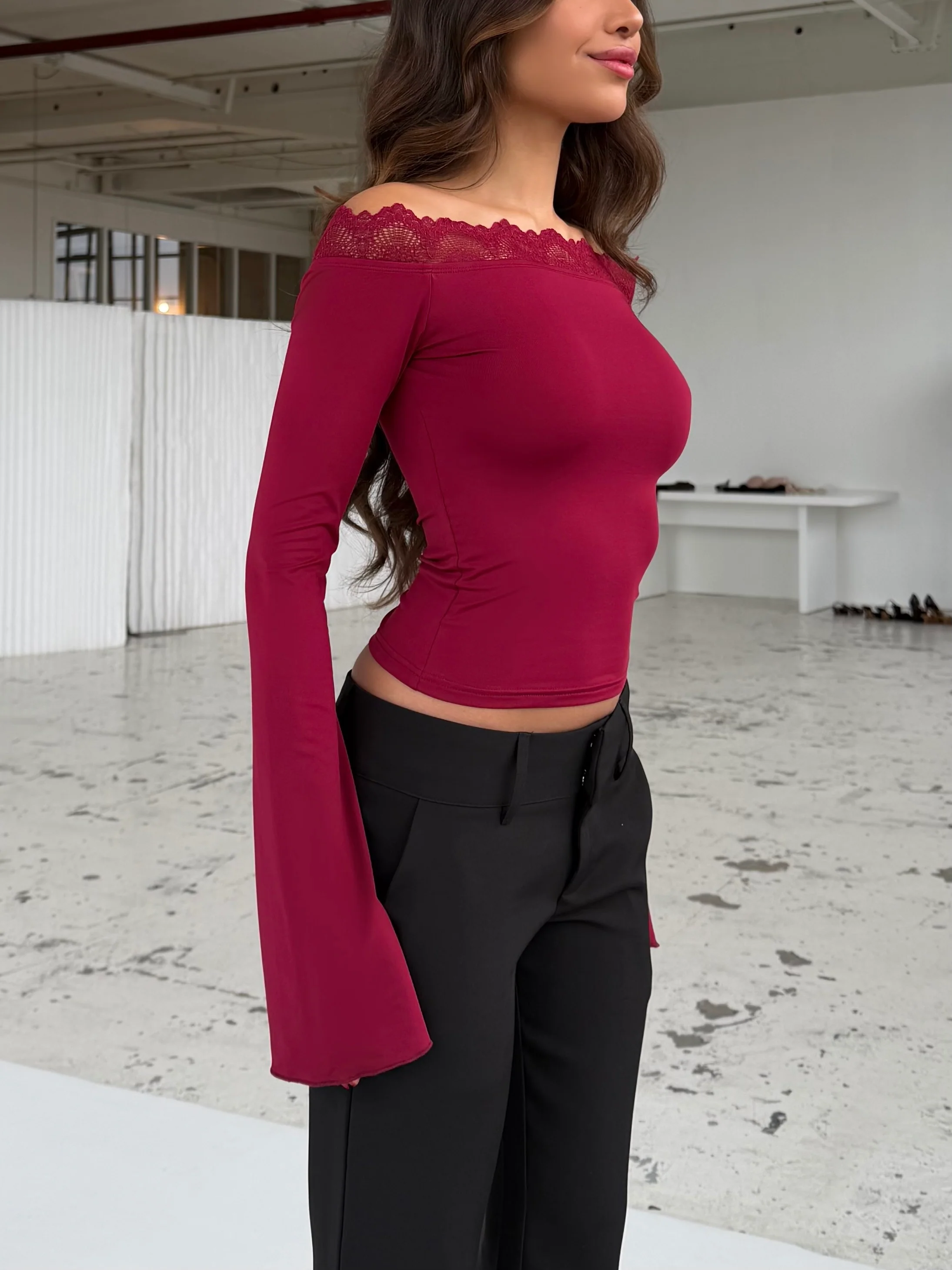 Bari Basic Lace Top – Dunkelrot - Image 5