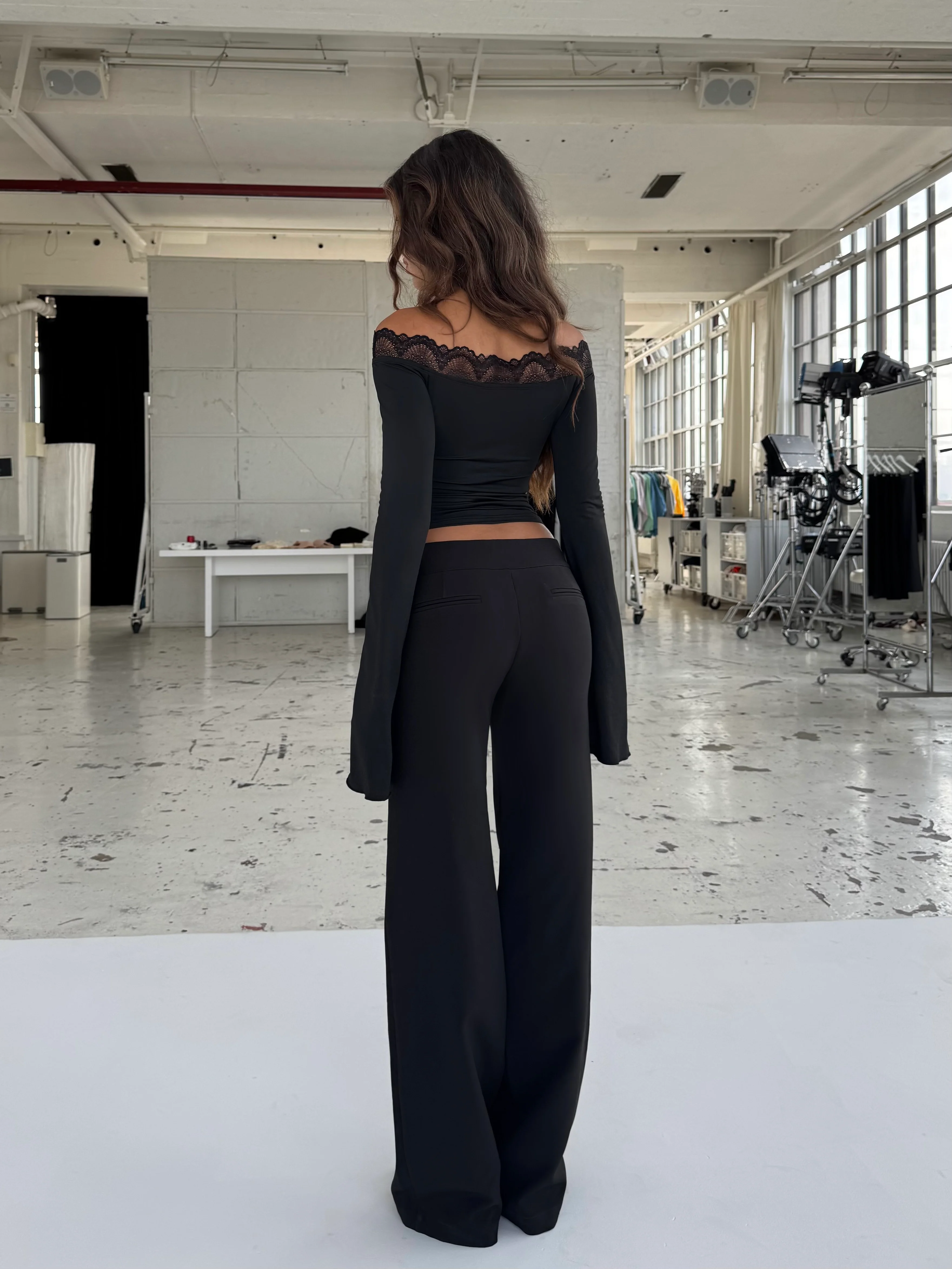 Buckle Low Waist Hose - schwarz - Image 3