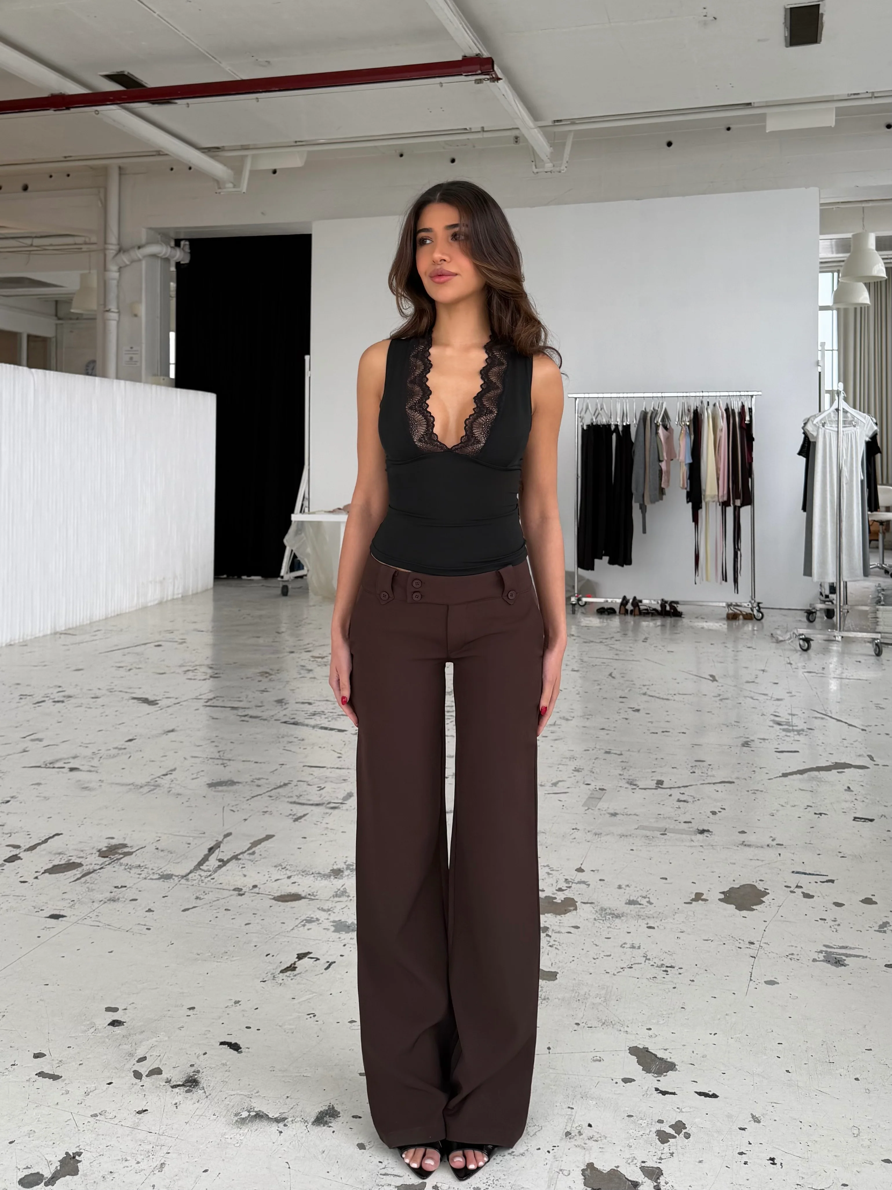 Button low waist pants - Dunkelbraun