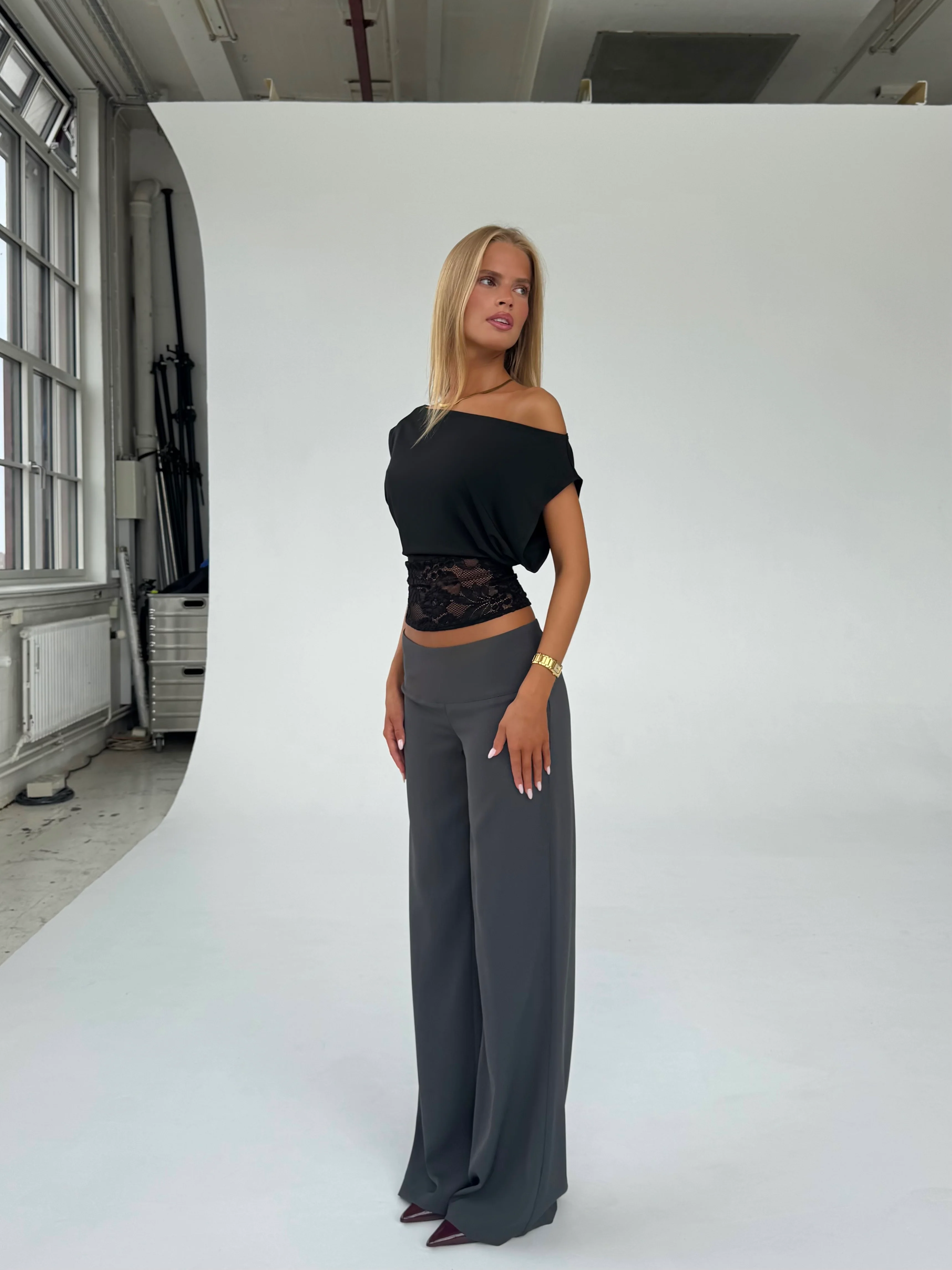 Flowy Low Waist Hose - Dunkelgrau