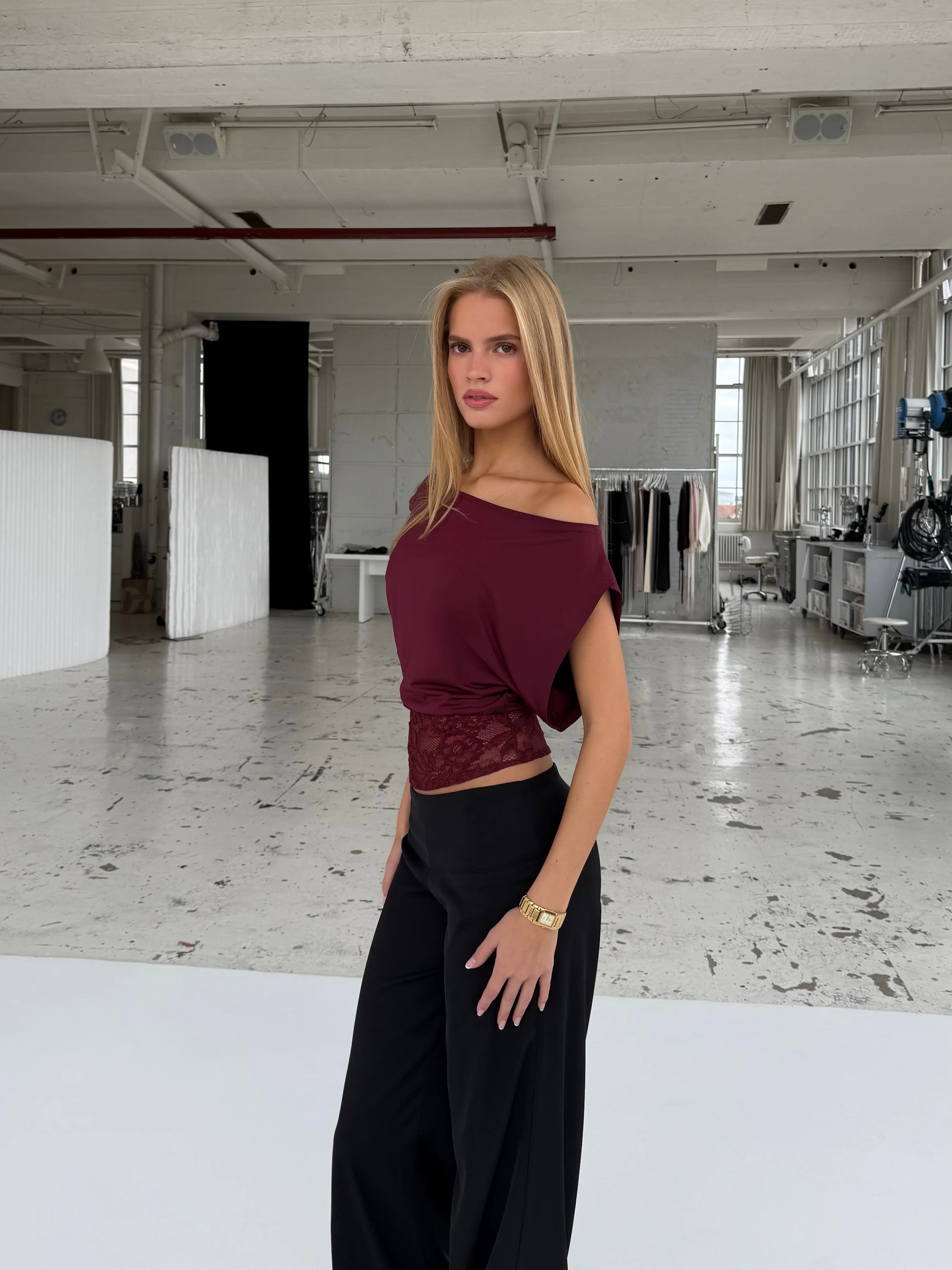 Hera basic lace top - Bordeaux  - Image 2
