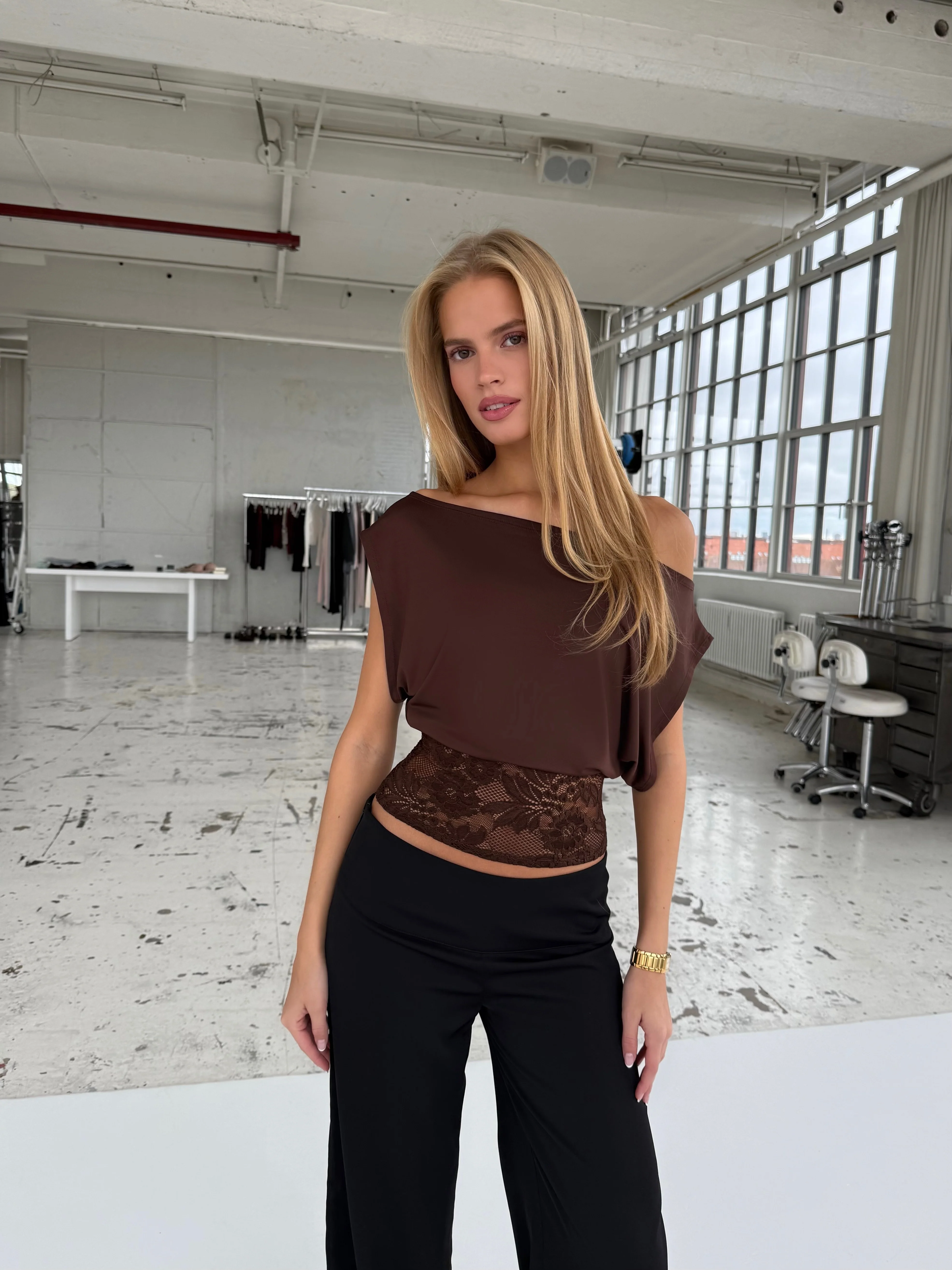 Hera basic lace top - Dunkelbraun