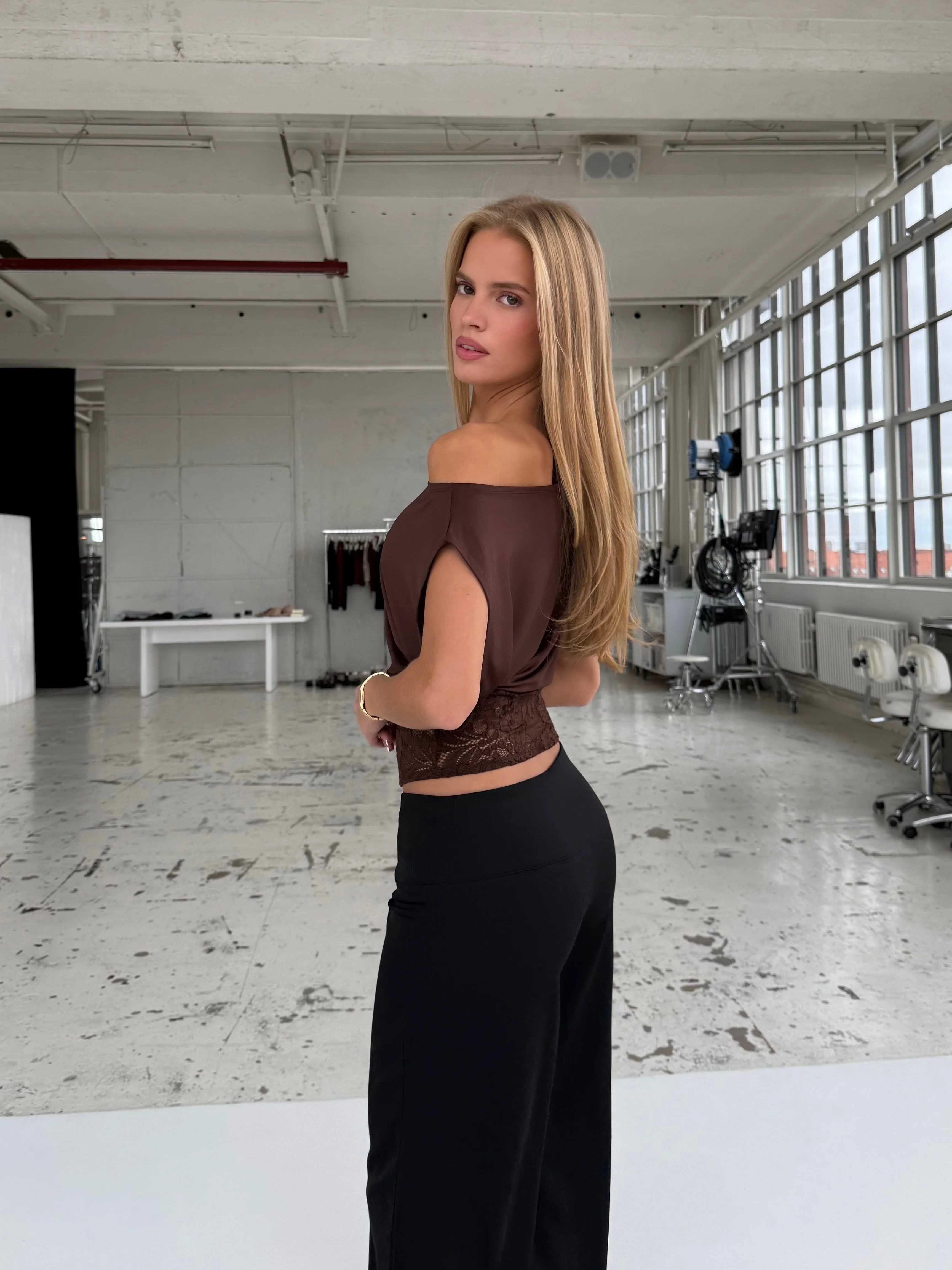 Hera basic lace top - Dunkelbraun - Image 2