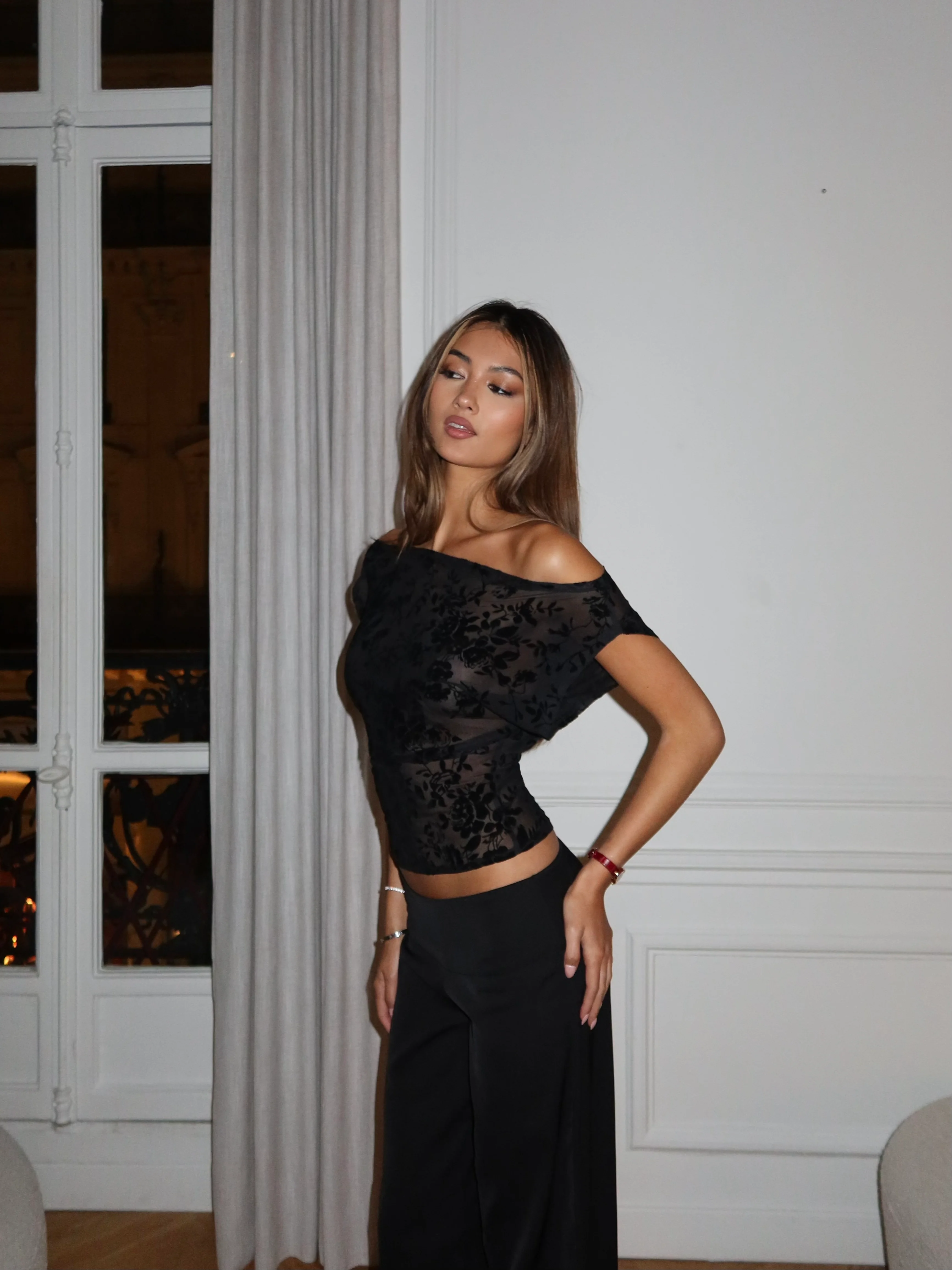 Hera Rose Top – Schwarz