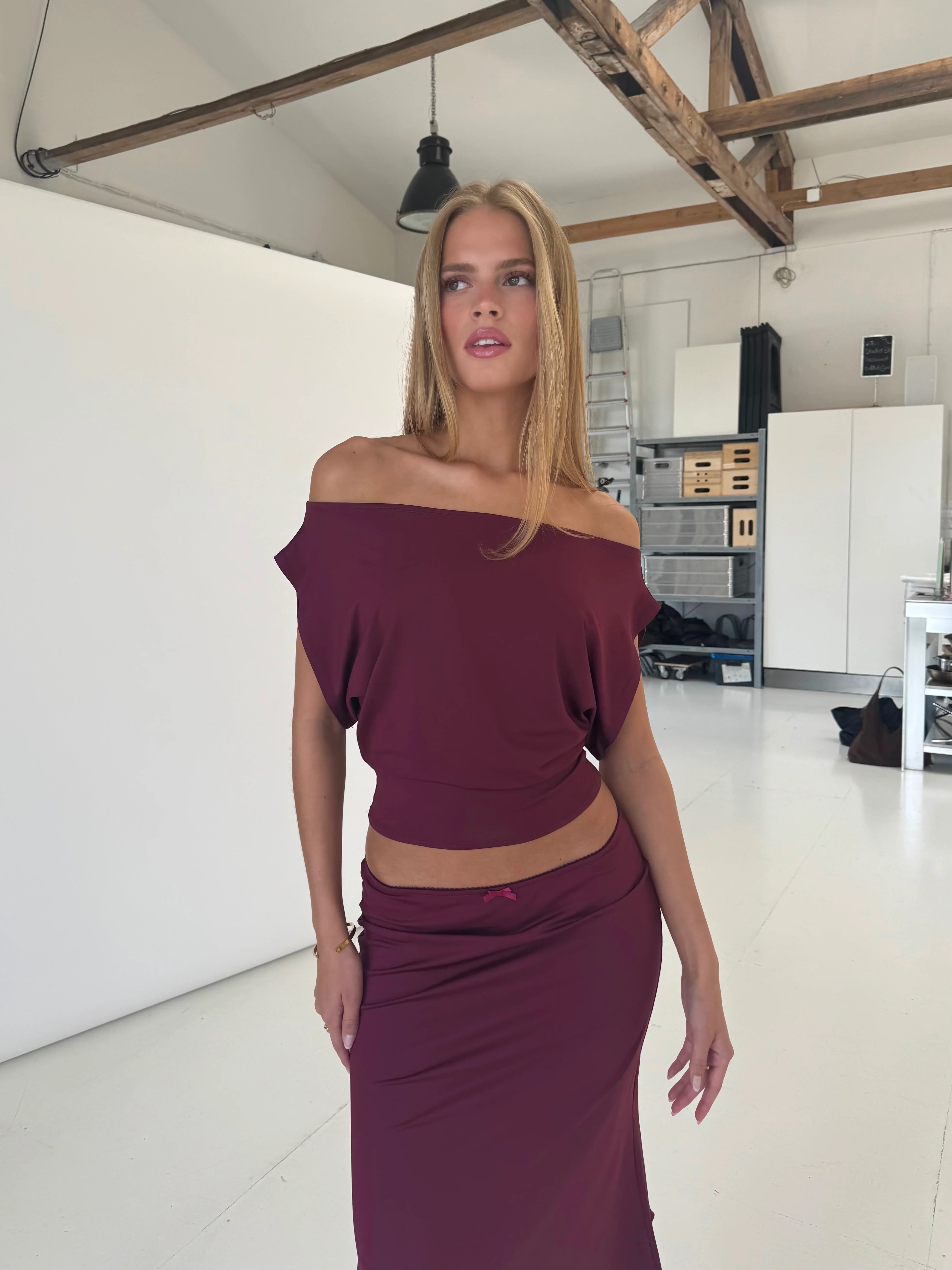 Hera Basic Top - Bordeaux - Image 2