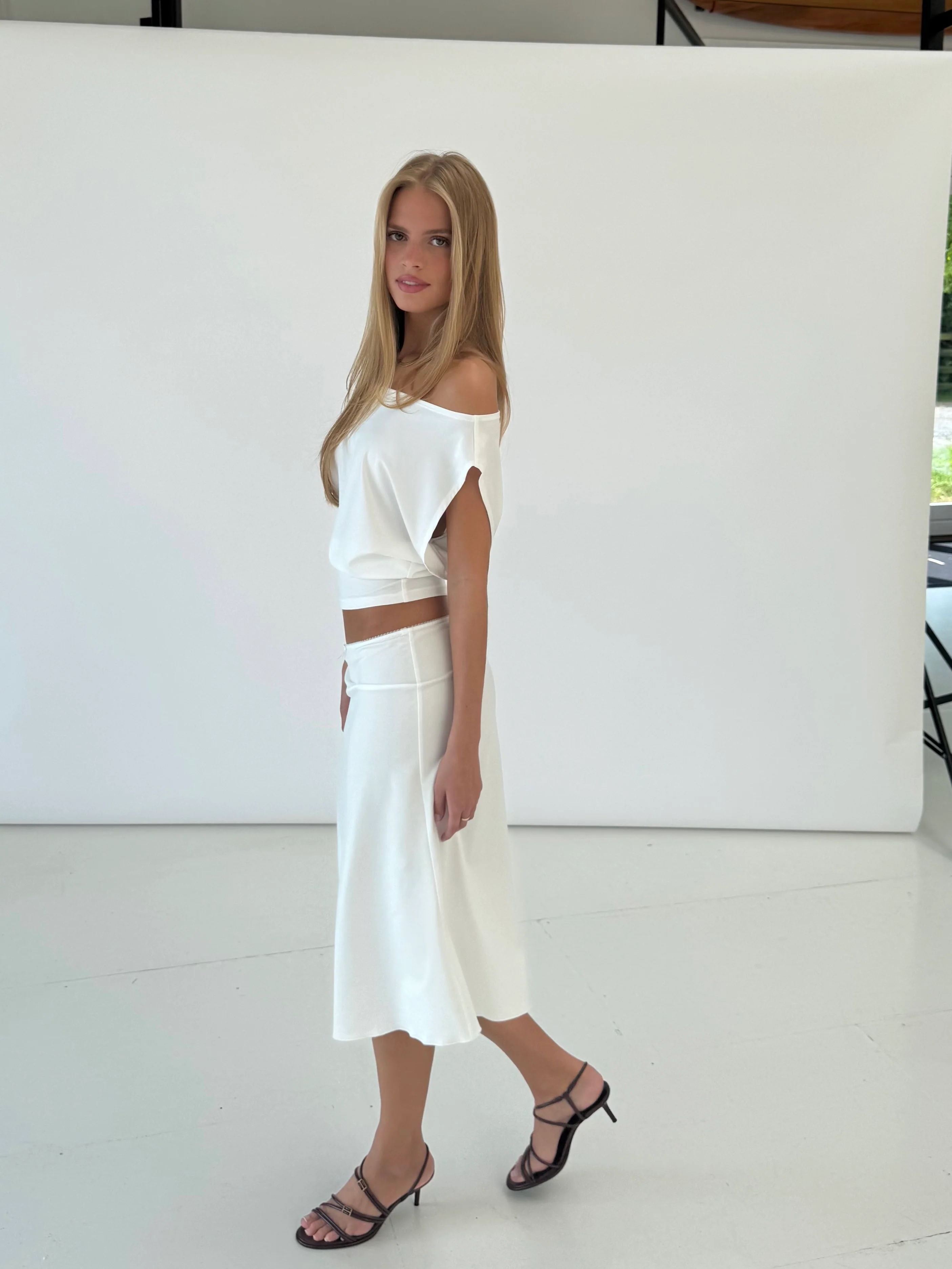 Hera Basic Top - Weiß - Image 4
