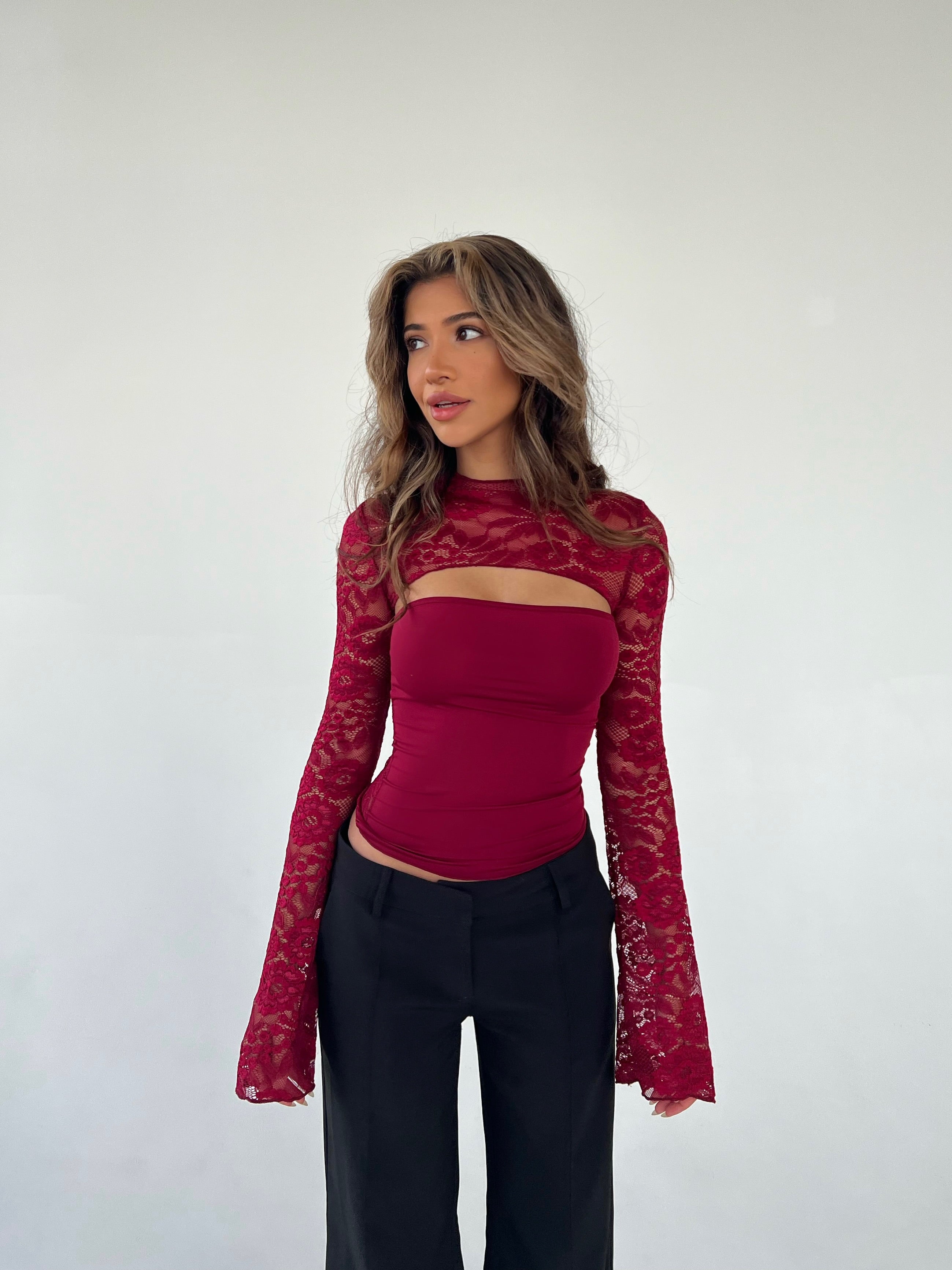 Lara Lace Long Sleeve Top - dunkelrot