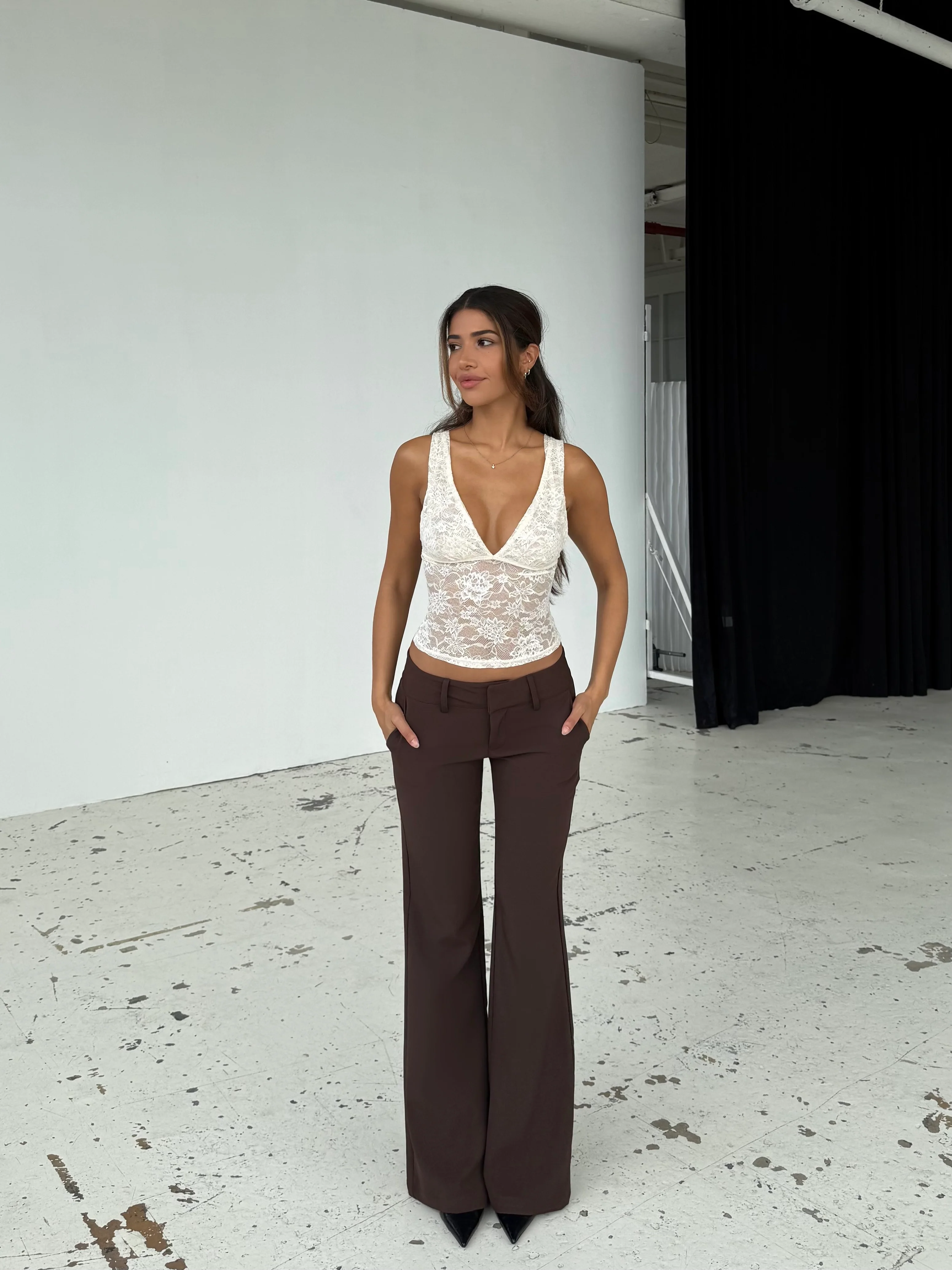 Livia low waist hosen - dunkelbraun