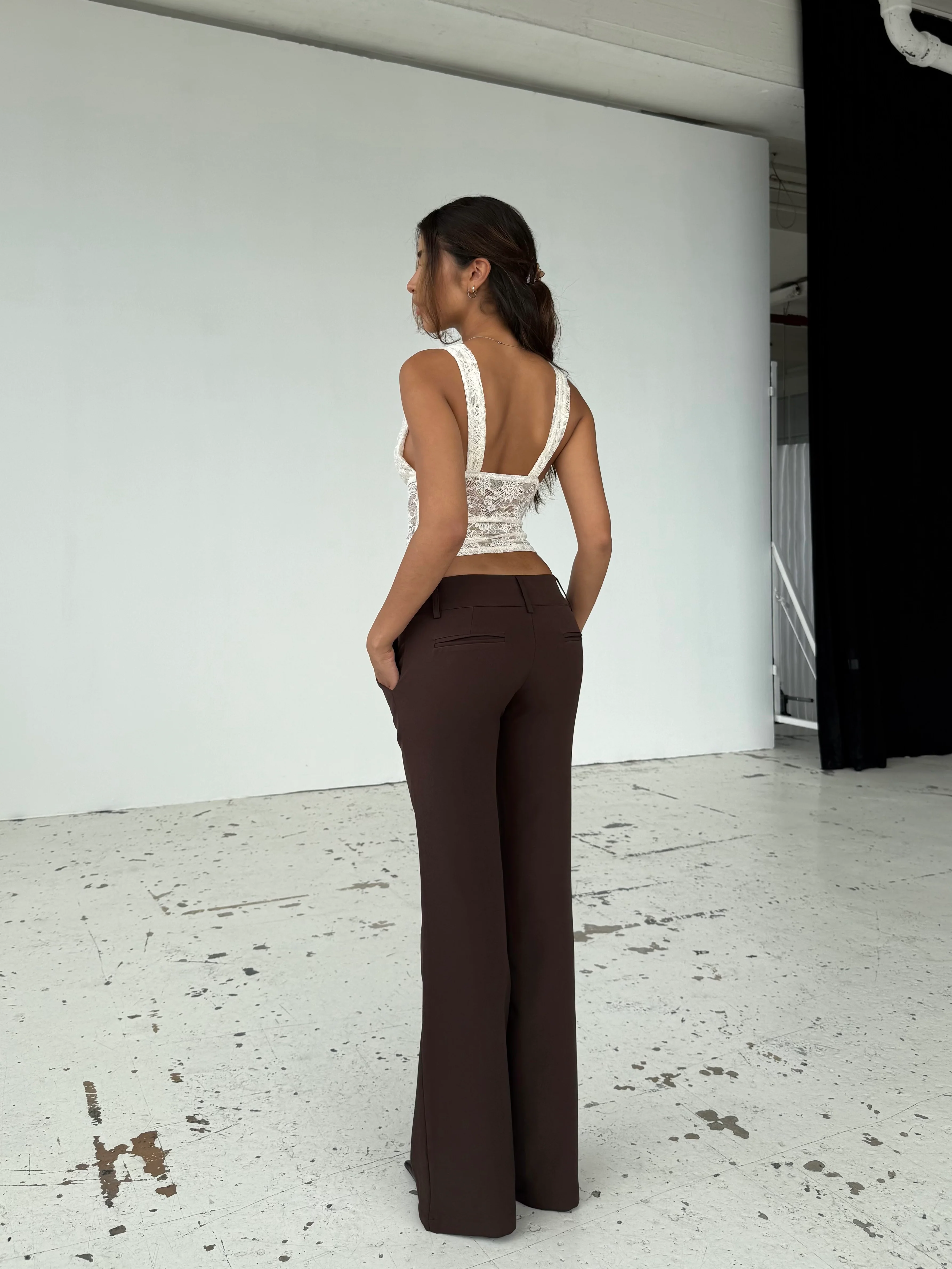 Livia low waist hosen - dunkelbraun - Image 3