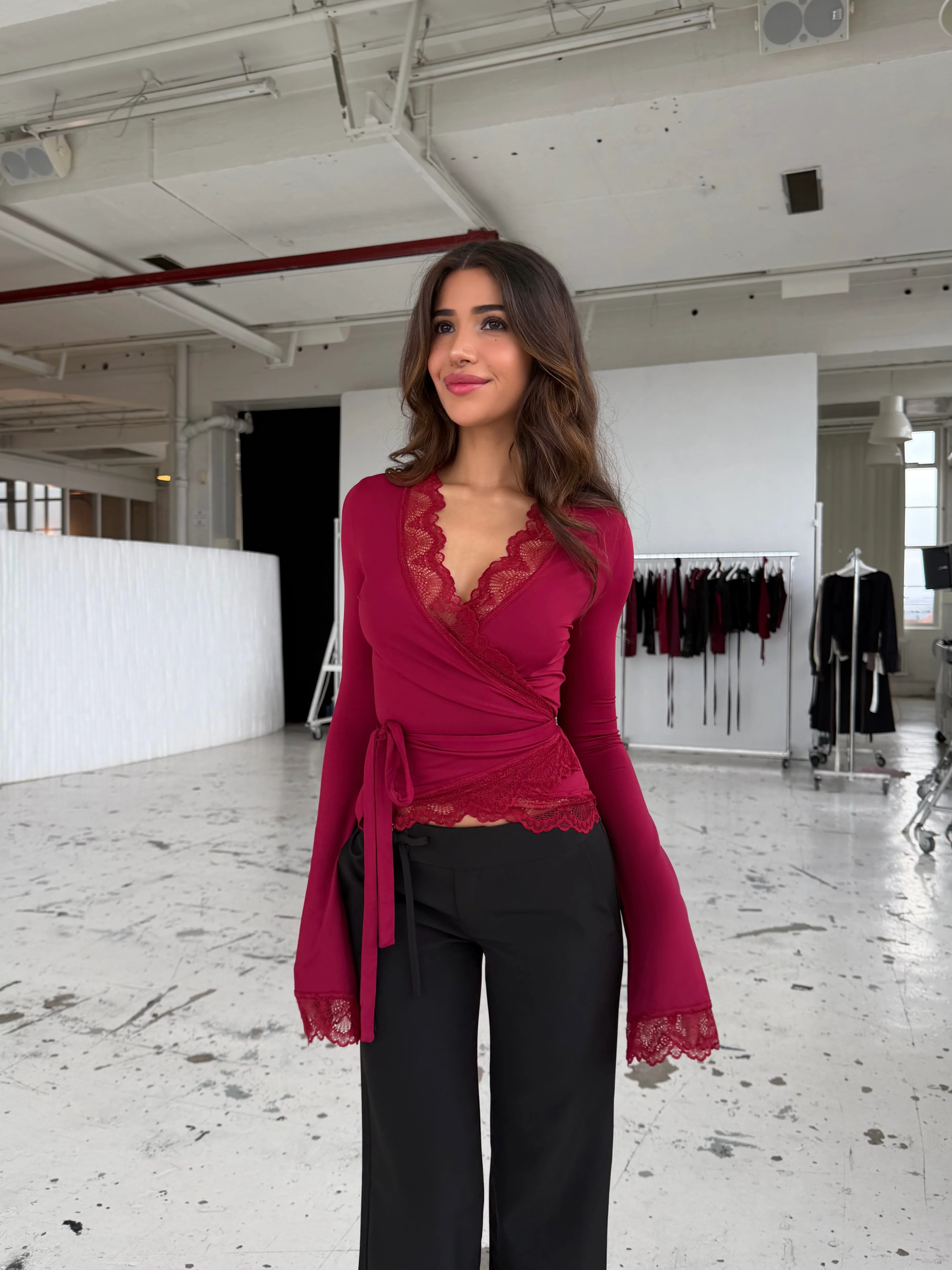 New Ballerina Basic Lace Top - Dunkelrot