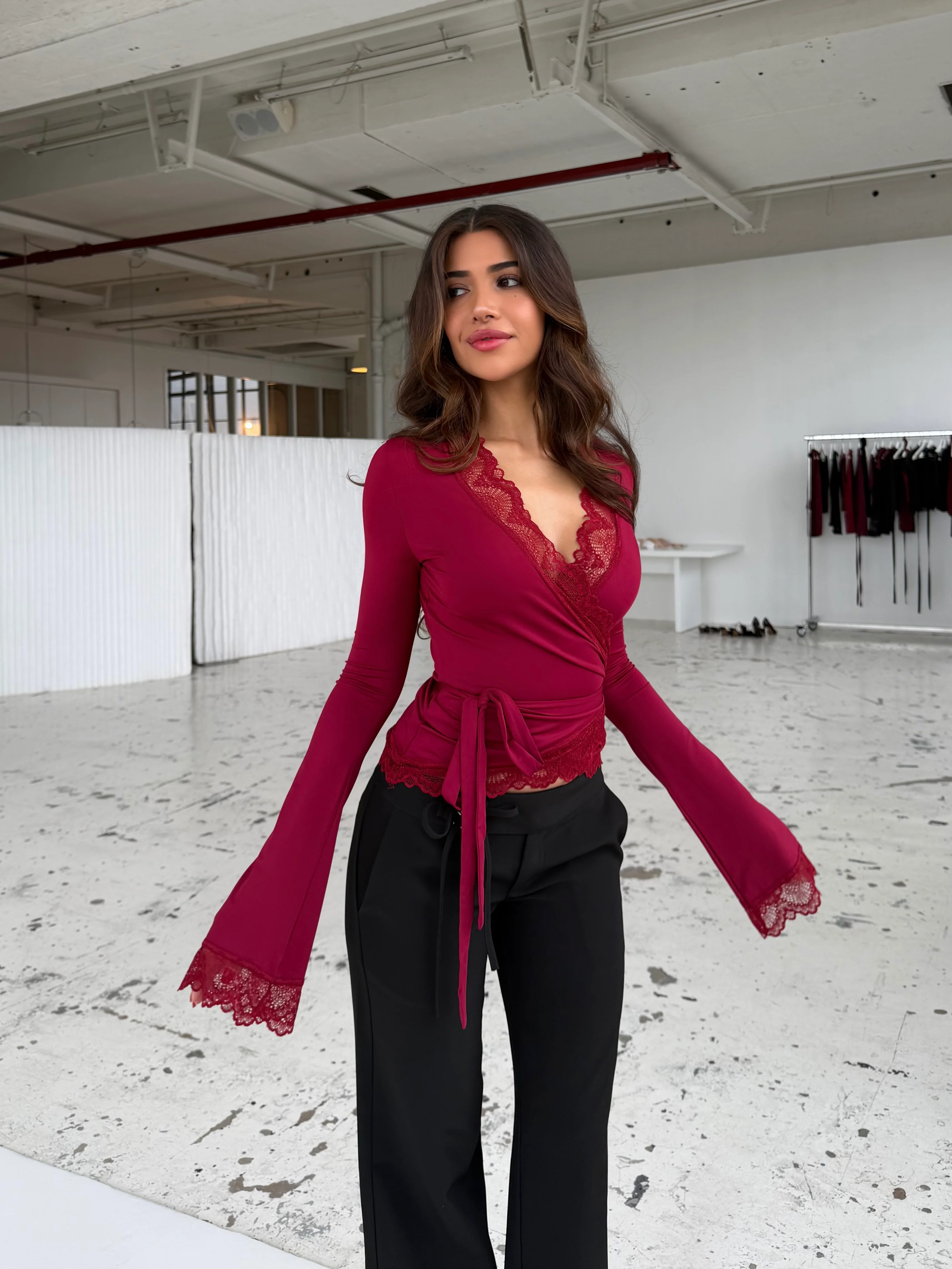 New Ballerina Basic Lace Top - Dunkelrot - Image 3