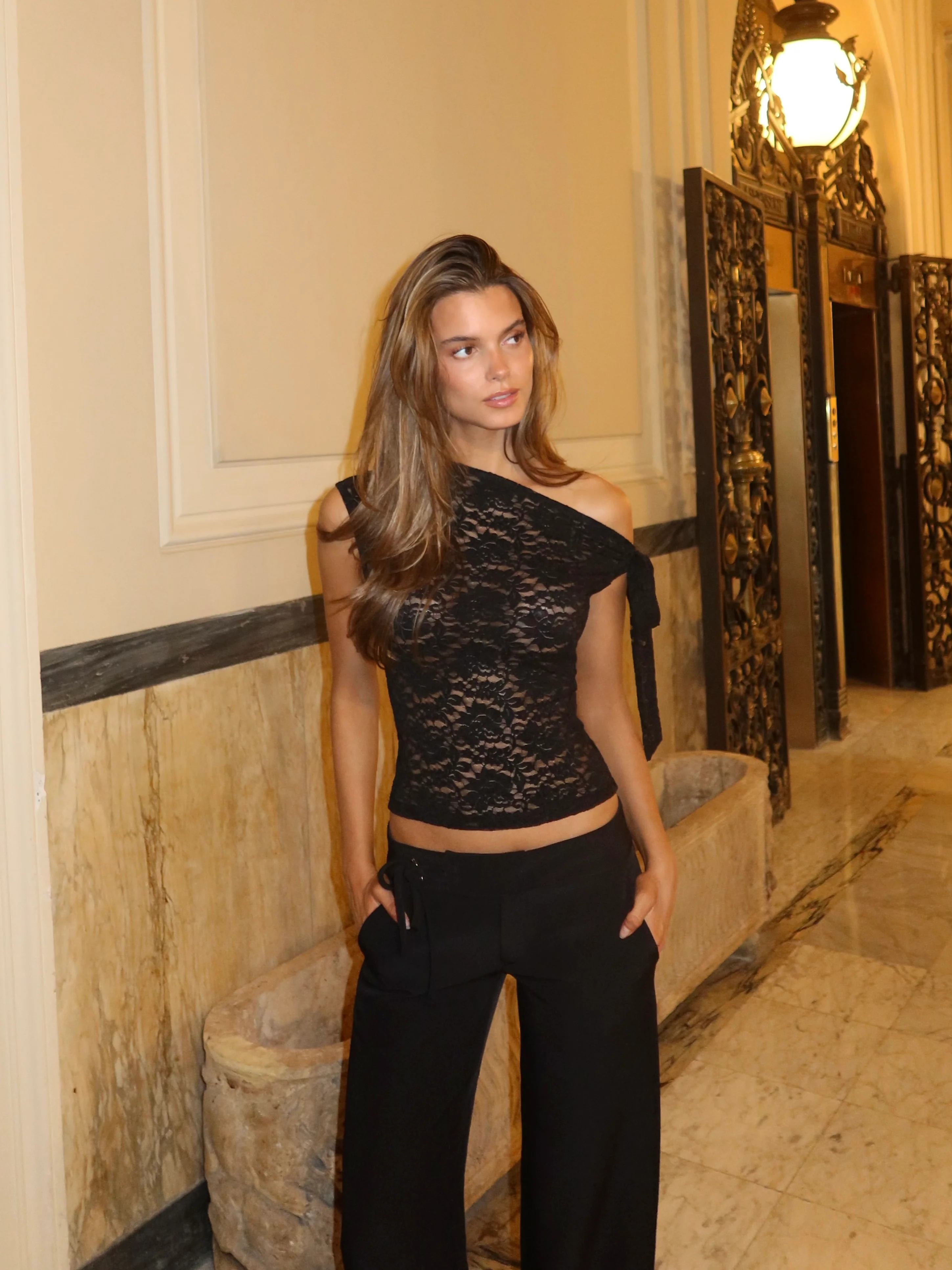 Noa Lace Top - Schwarz 