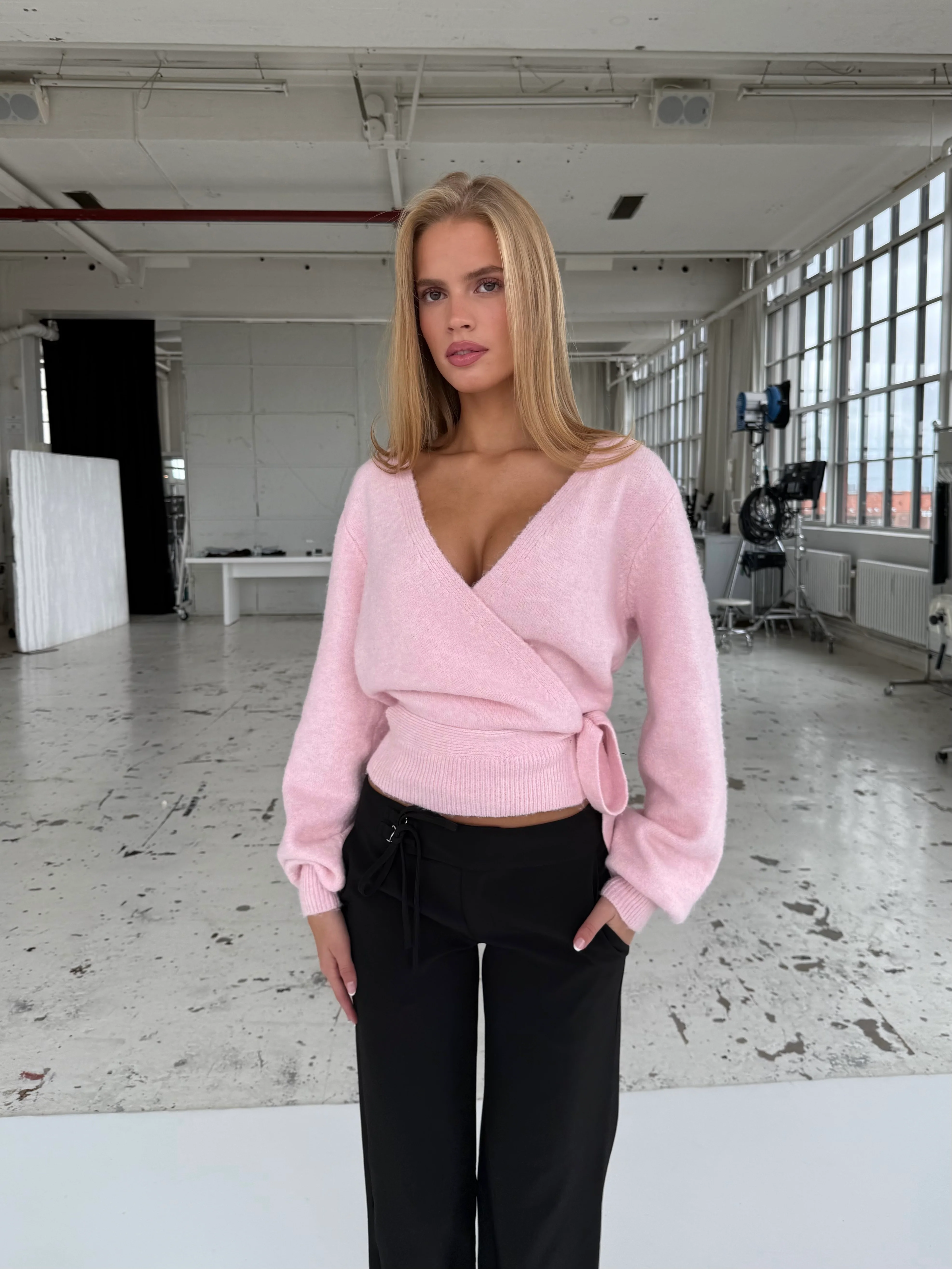 Wool blend wrap cardigan - Rosa - Image 3